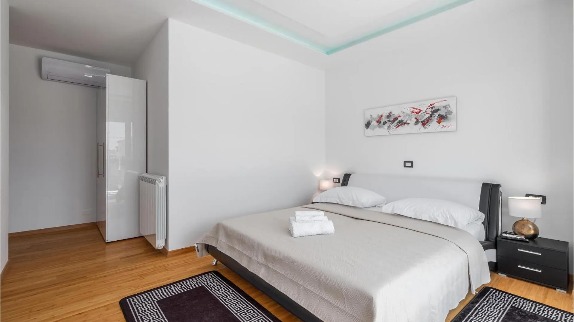 Gorgeous Home In Porec With Outdoor Swimming Pool 度假居