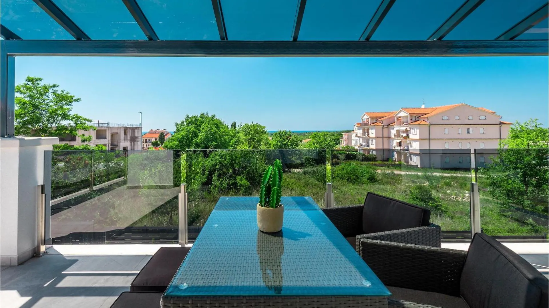 Gorgeous Home In Porec With Outdoor Swimming Pool קרואטיה