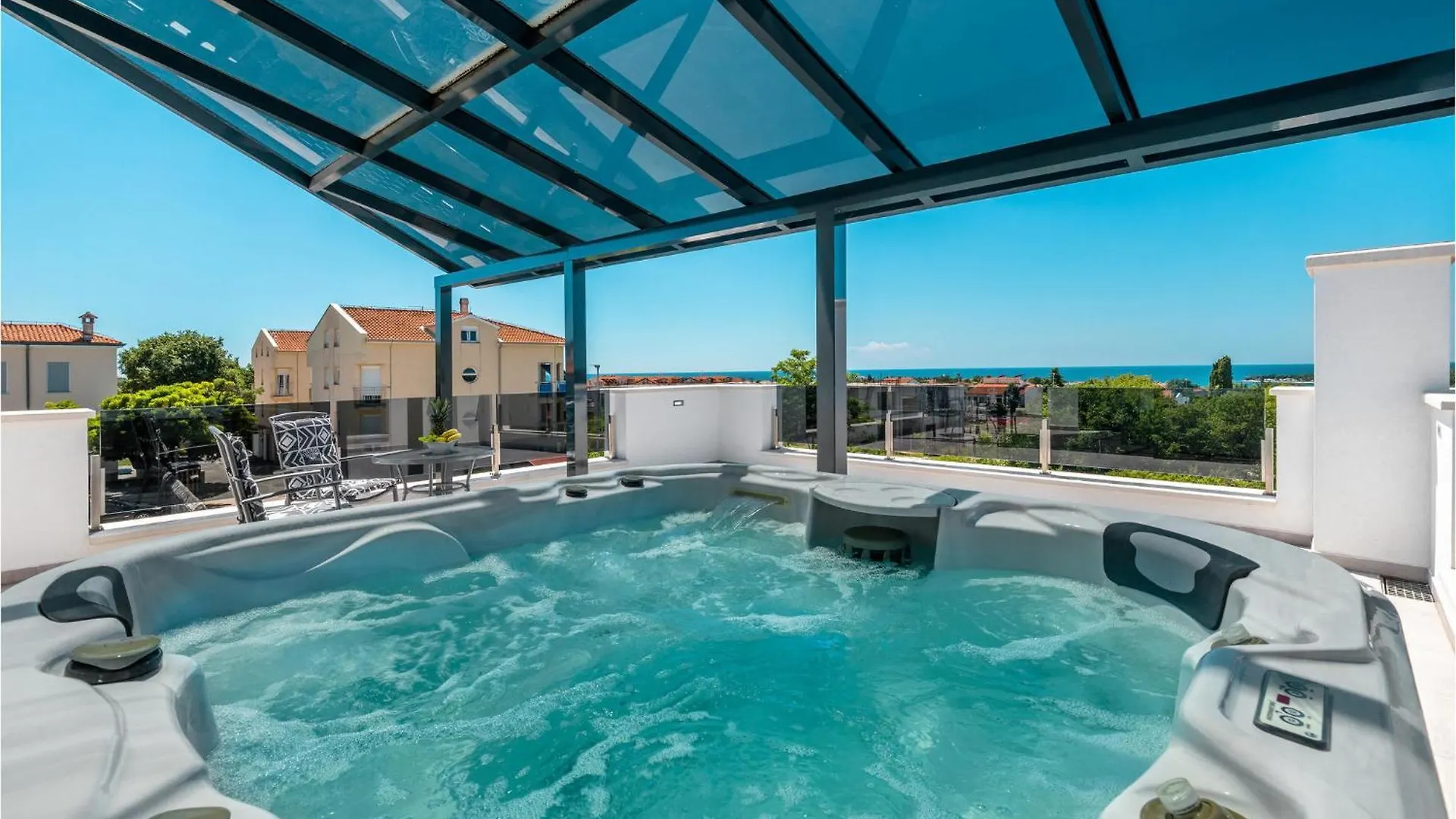 Gorgeous Home In Porec With Outdoor Swimming Pool קרואטיה